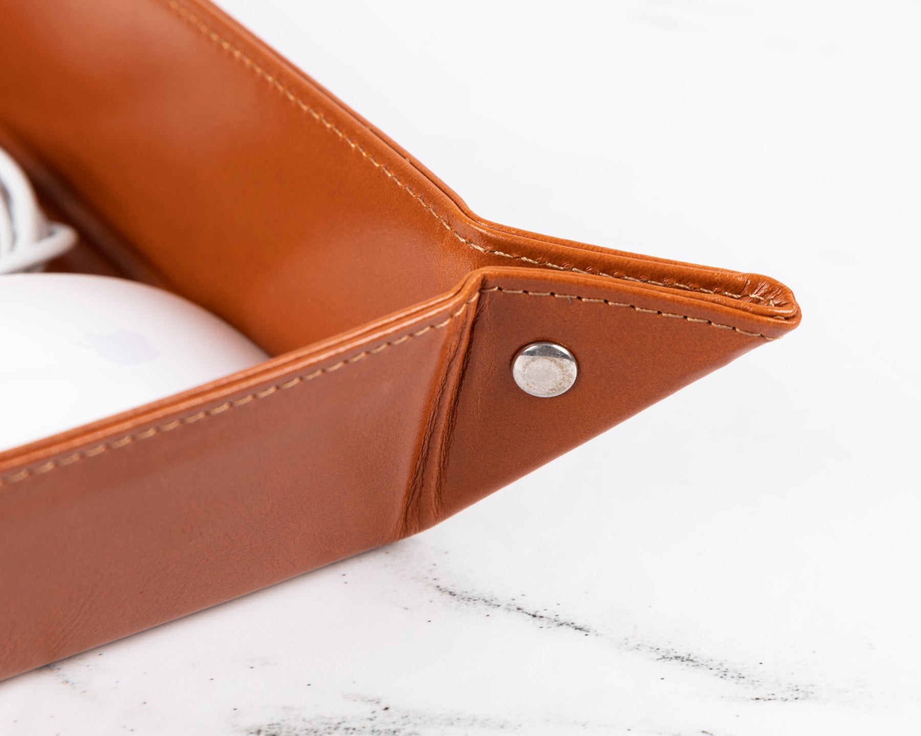 The Organizer - Cognac Bruin